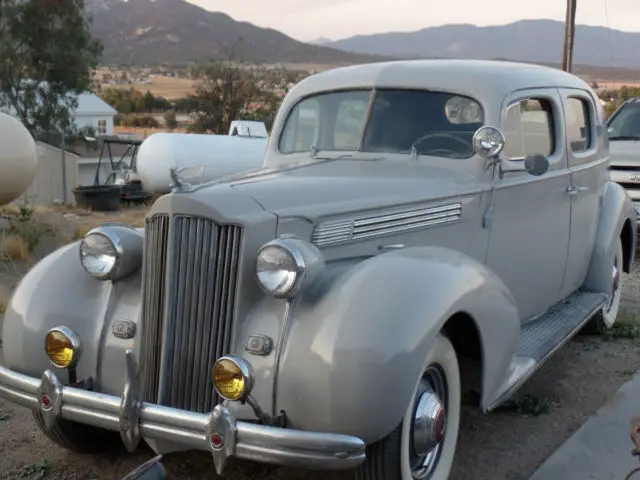 1940 Packard 120