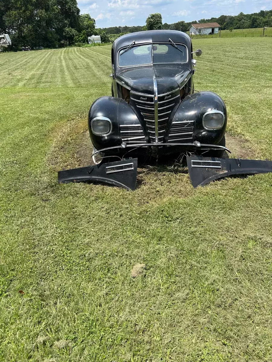 1939 Plymouth DeLuxe