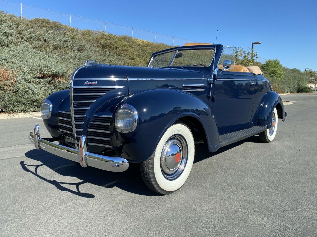 1939 Plymouth P8