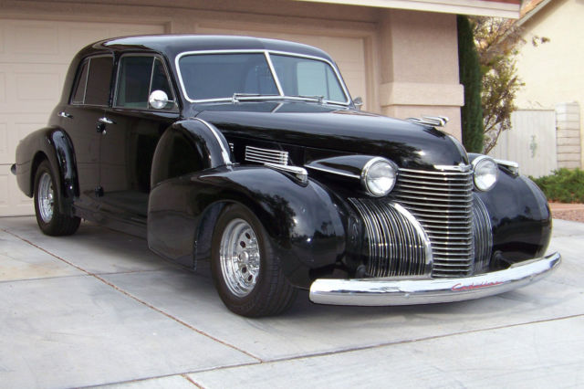 1940 Cadillac Fleetwood Imperial Sedan 60 Special