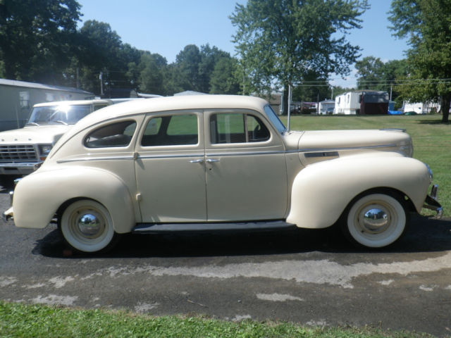 1940 Chrysler Royal