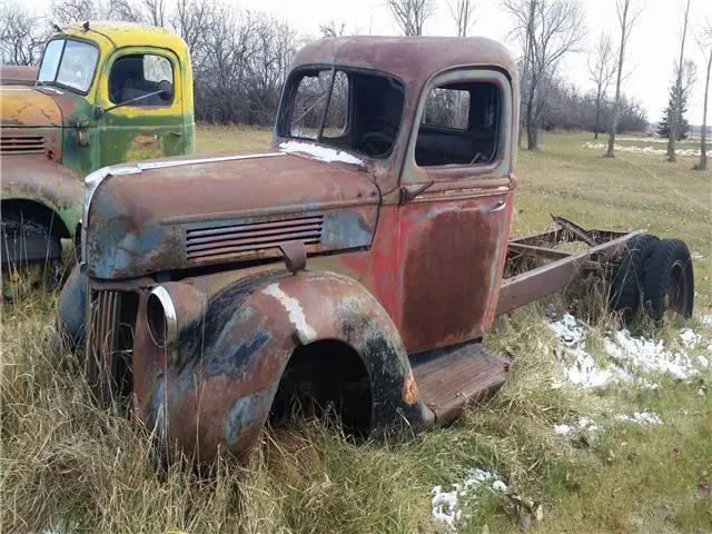 1940 Ford 1 1/2 Ton Truck --