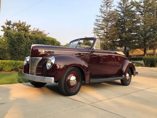 1940 Ford CONVERTIBLE