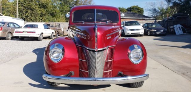 1940 Ford Deluxe coupe Deluxe