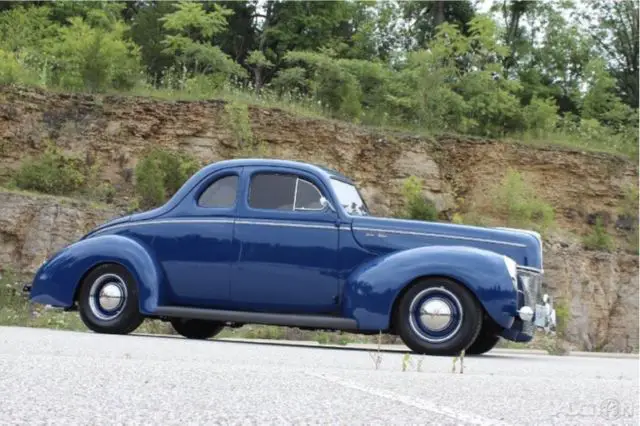 1940 Ford Deluxe