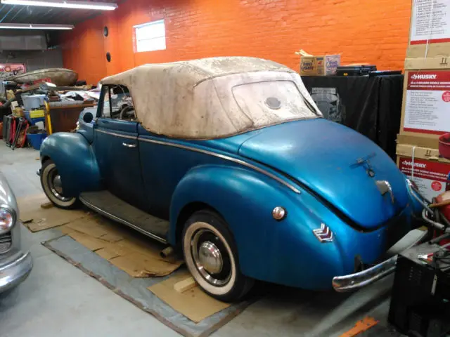 1940 Ford Deluxe Convertible