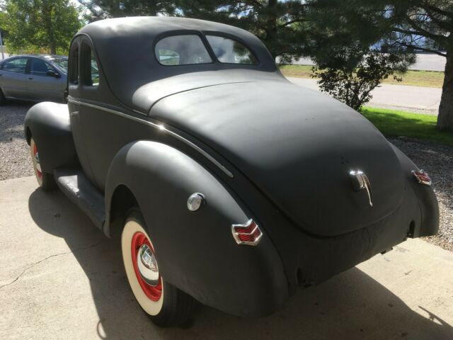 1940 Ford Deluxe