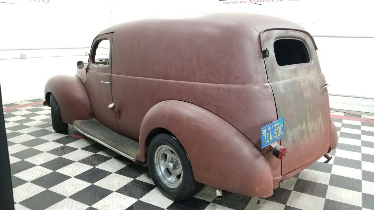 1940 Ford Sedan Delivery DELUXE