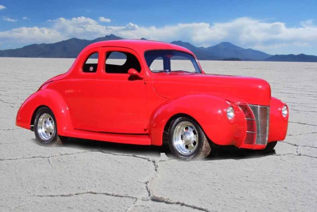 1940 Ford DLX Coupe