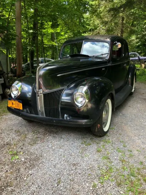 1940 Ford Standard Coupe