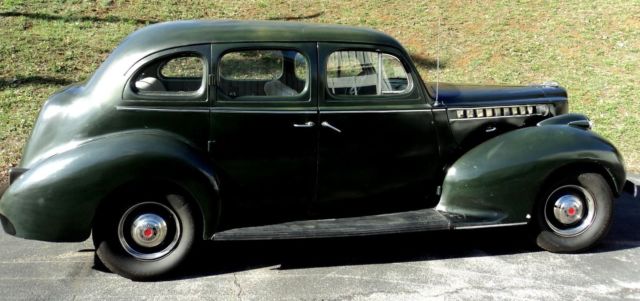 1940 Packard 110 SEDAN