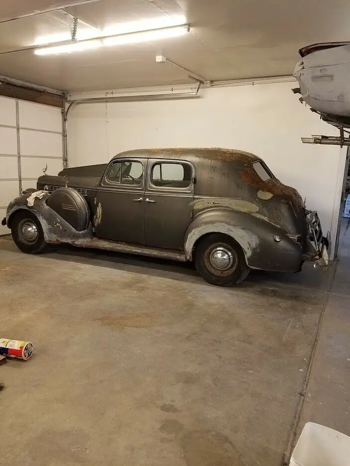 1940 Packard Super Eight