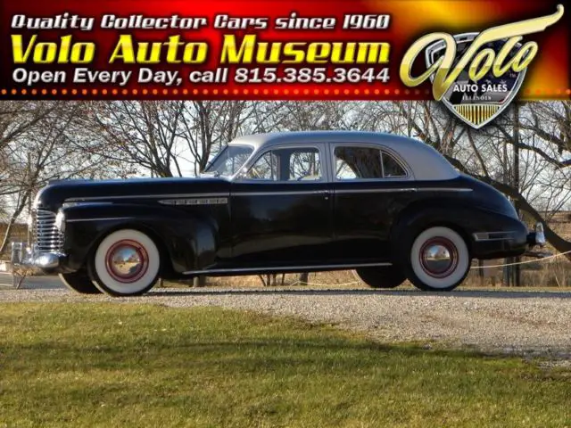 1941 Buick Model 71 Roadmaster 4 Door Sedan