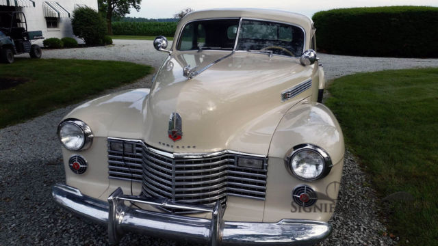 1941 Cadillac Series 62 Deluxe Coupe