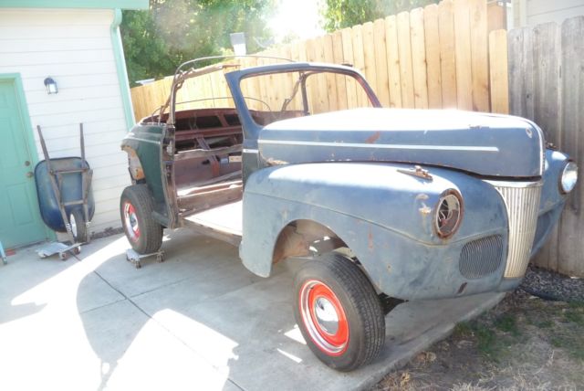 1941 Ford convertible deluxe