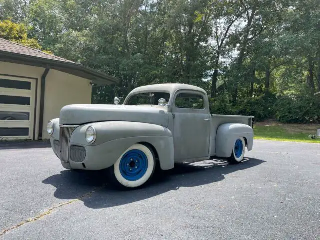 1941 Ford Custom Hotrod - Chopped and Channeled, Rebuilt Rocket 88 Powered