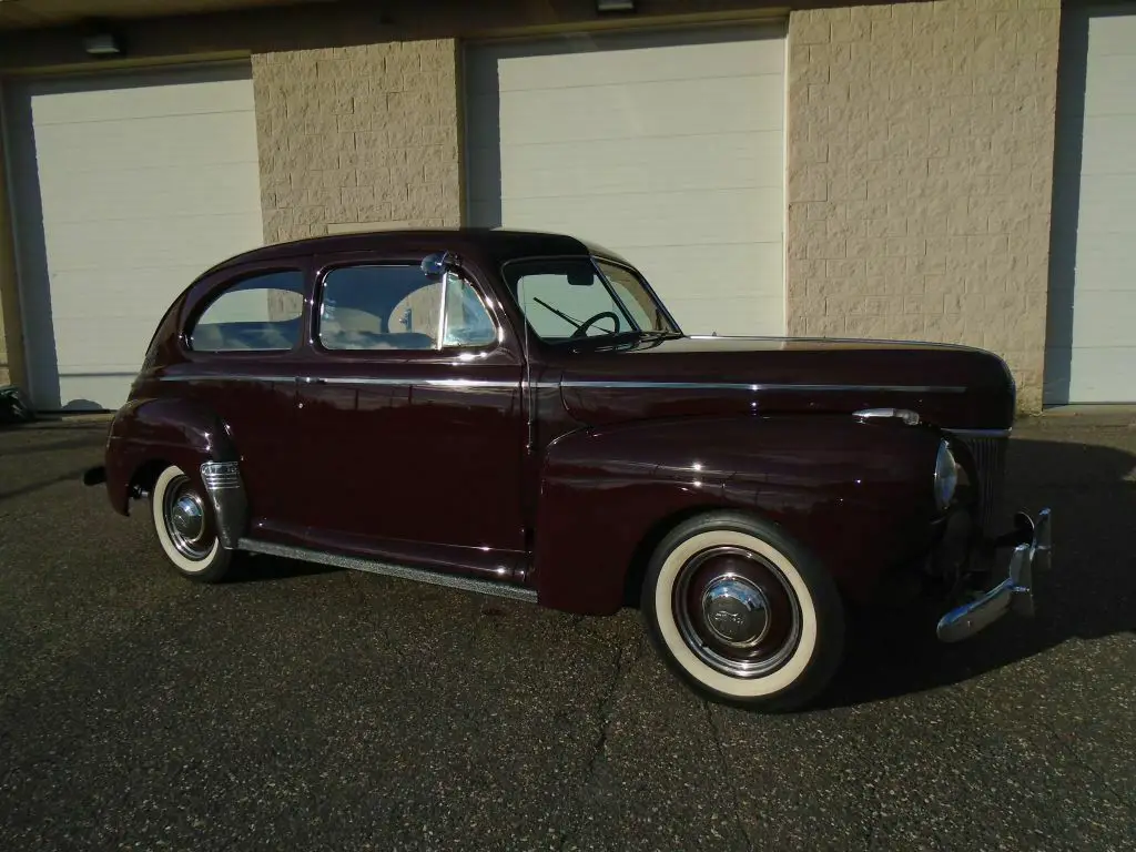 1941 Ford DELUXE Super