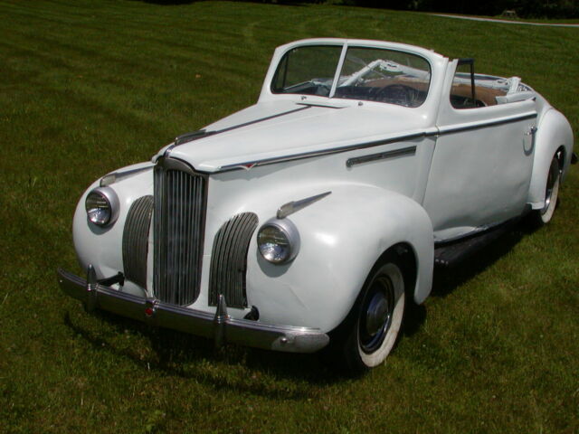 1941 Packard Model 1900