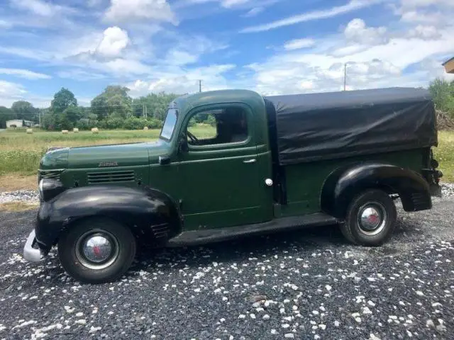 1941 Plymouth PT125 Express --