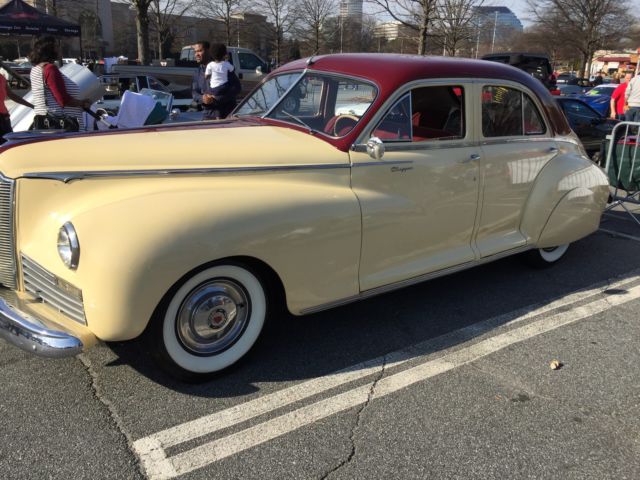 1942 Packard  8 Clipper Special 4dr