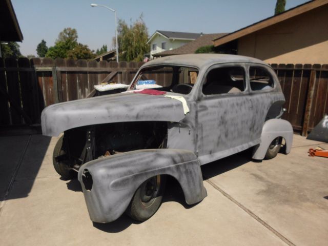 1946 Ford Super Delux