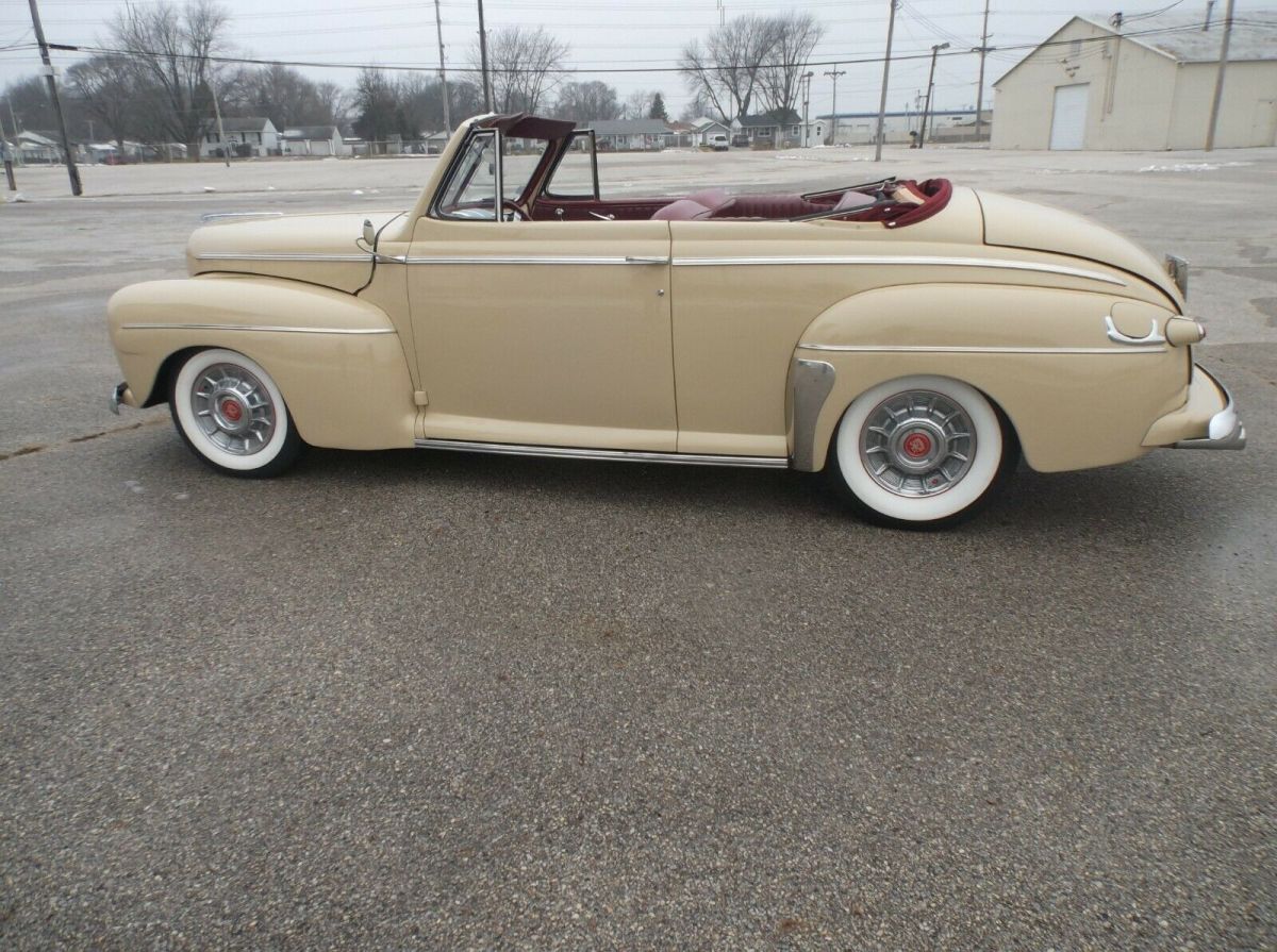 1946 Ford convertible