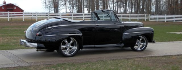 1946 Ford CONVERTIBLE