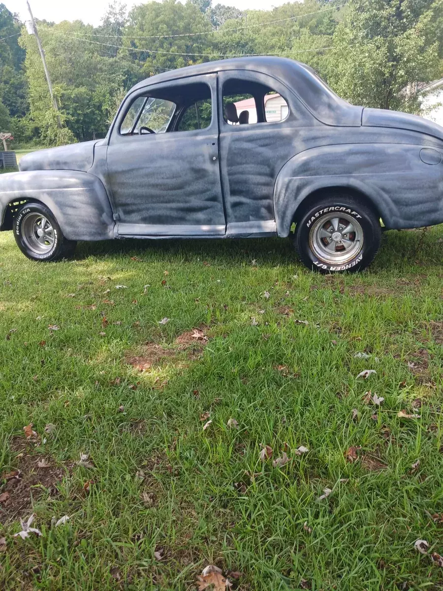 1946 Ford Deluxe / Super Deluxe