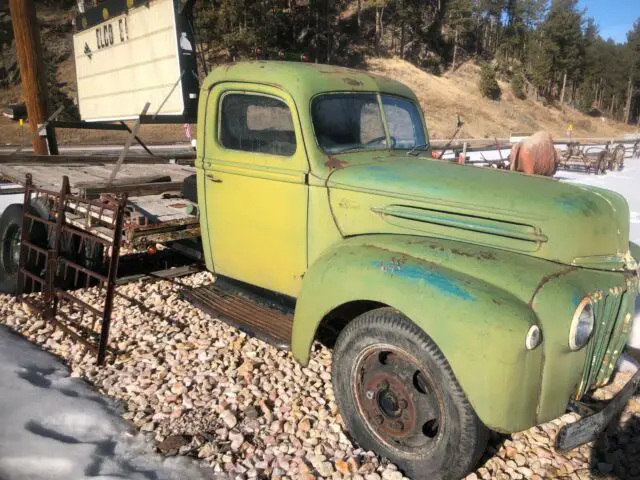 1946 Ford 698T truck