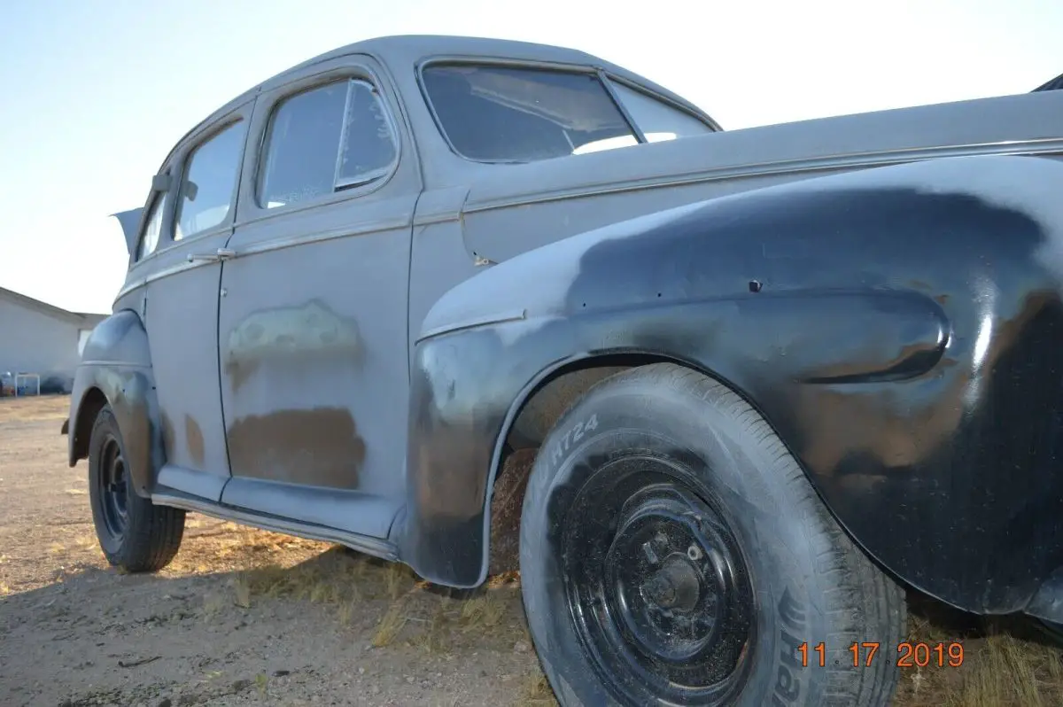 1946 Ford Sedan