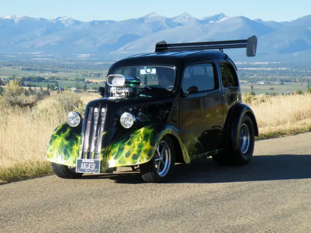 1947 Ford Anglia