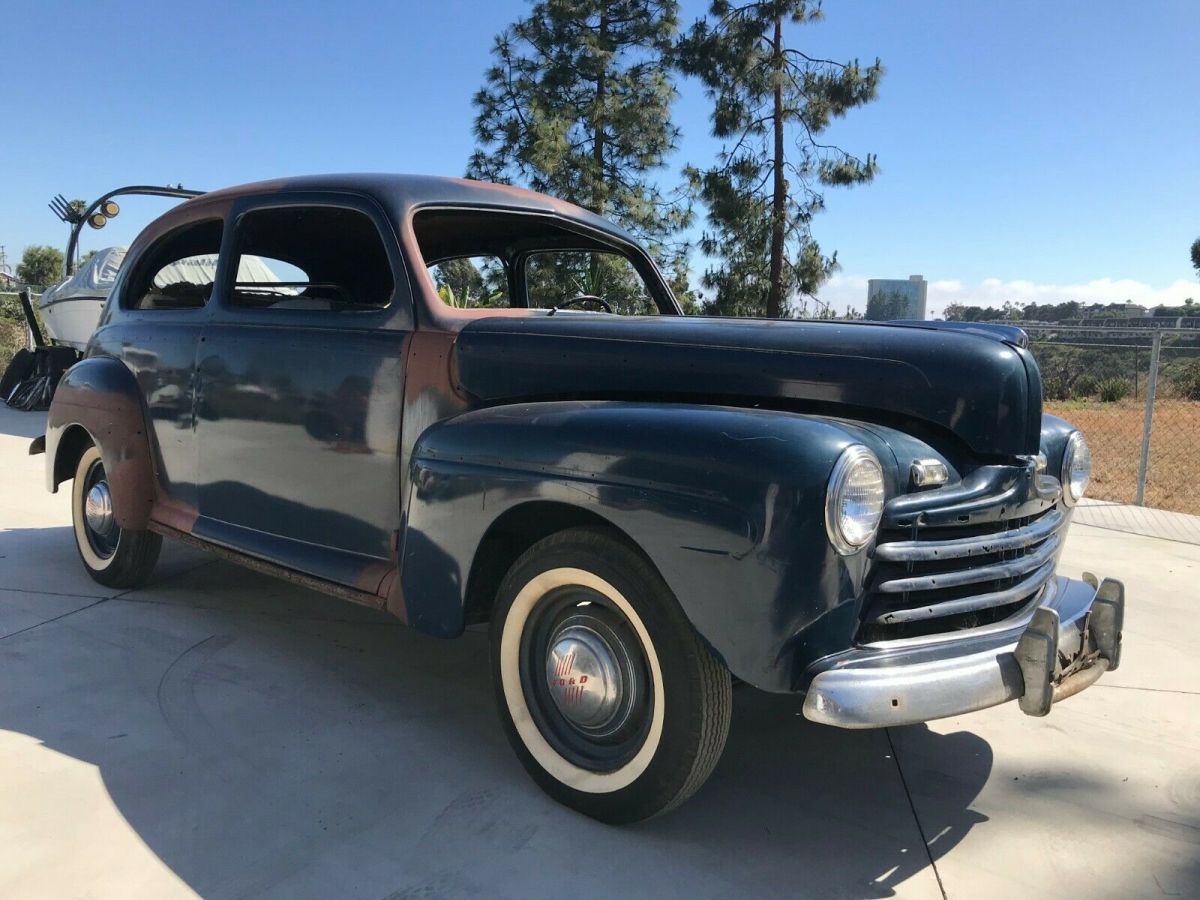 1947 Ford Deluxe