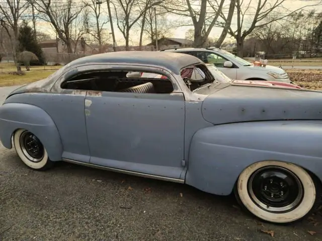 1947 Ford Deluxe