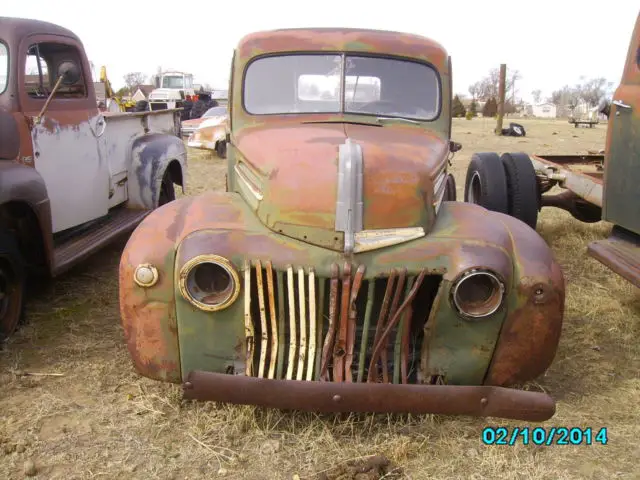 1947 Ford pickup 2 door cab