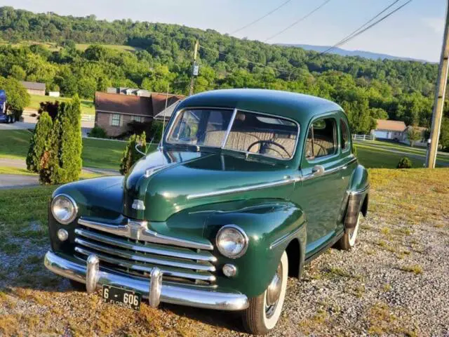 1947 Ford Super Deluxe