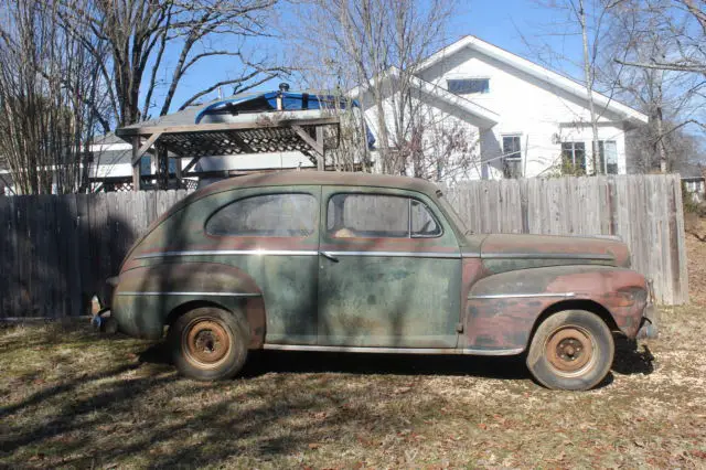 1947 Ford Super Deluxe