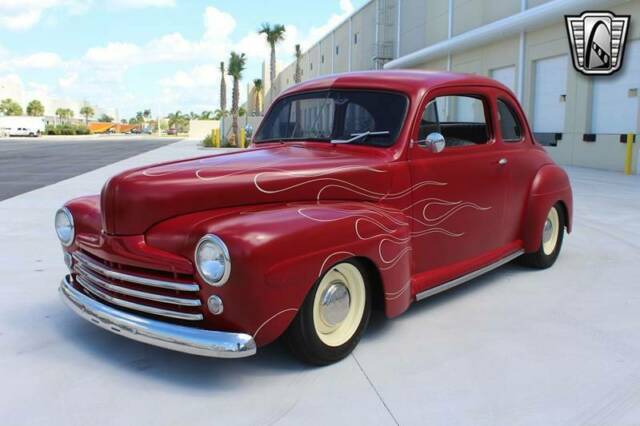 1947 Ford Super Deluxe