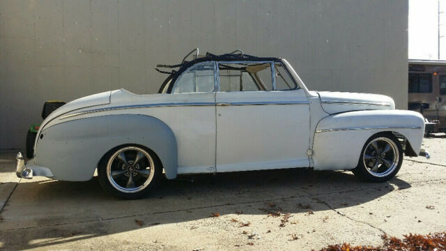 1947 Ford Super Deluxe