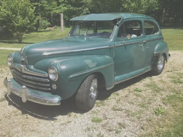 1947 Ford Super Deluxe