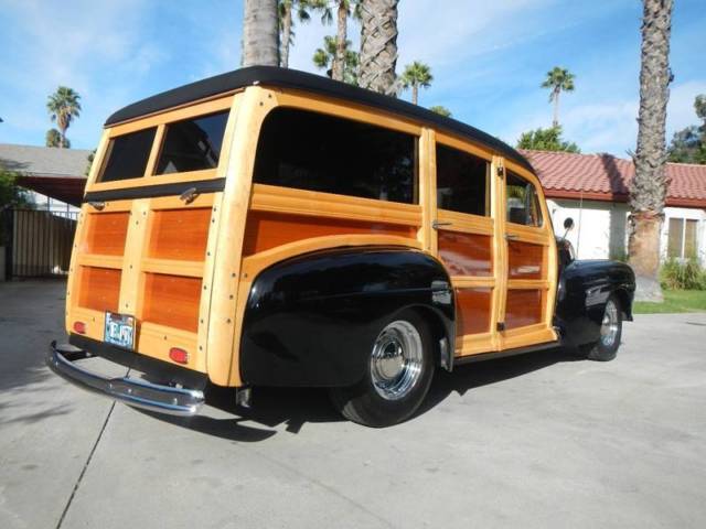 1947 Ford Super Deluxe Woody