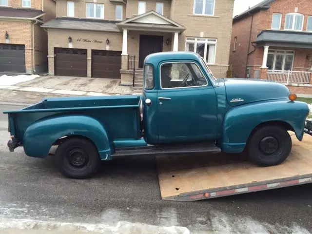 1947 GMC 5 Window Deluxe