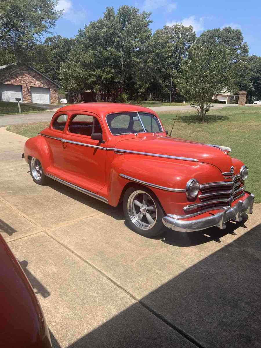 1947 Plymouth Special DeLuxe Red