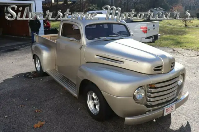 1948 Ford F-100