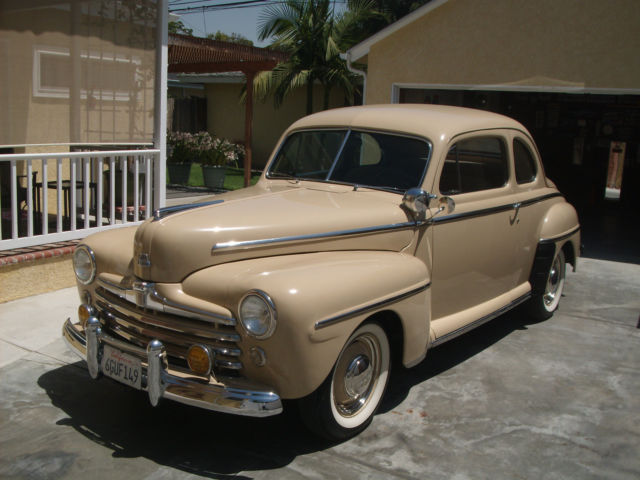1948 Ford SUPER DELUXE SEDAN COUPE DELUXE