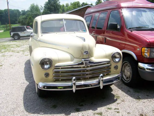 1948 Ford Deluxe Coupe