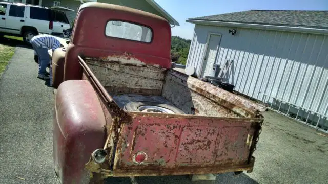 1948 Ford F-100