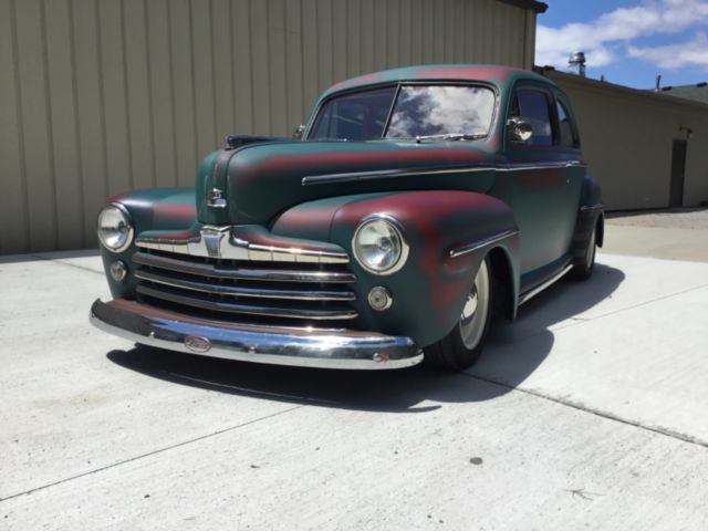 1948 Ford Deluxe