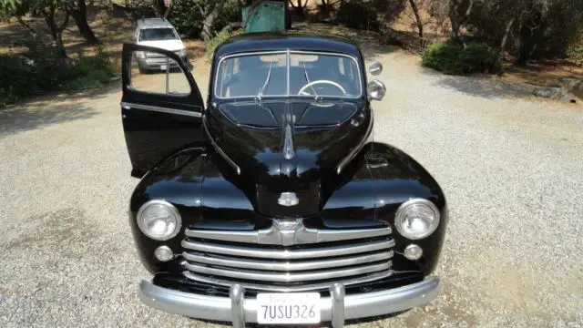 1948 Ford Deluxe Four Door