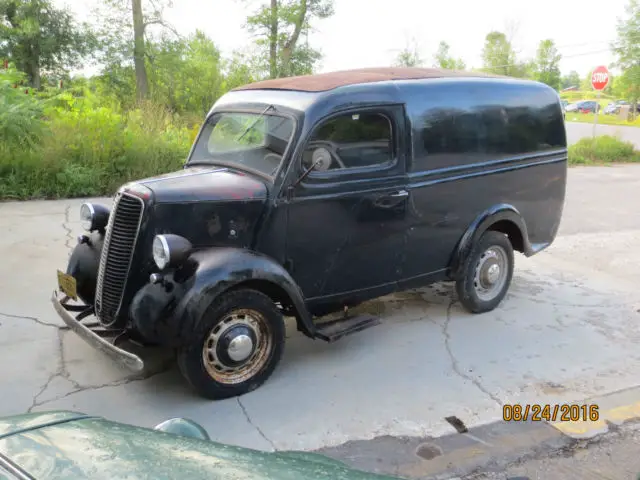 1948 Ford Thames Panel Truck