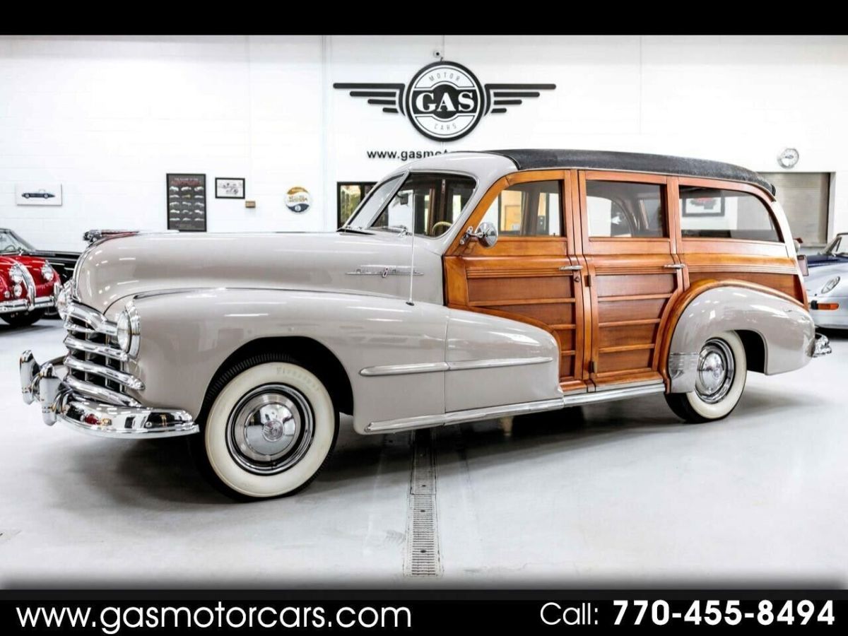 1948 Pontiac Silver Streak Woody Wagon